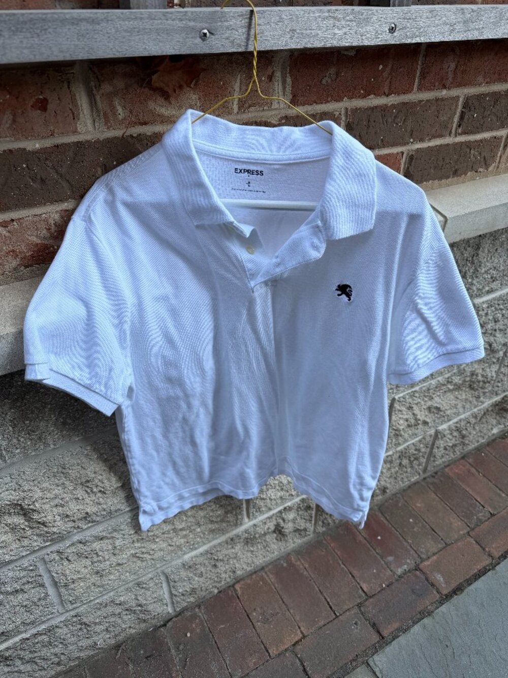 Express White Polo Shirt Classic Vintage Lion Logo Medium